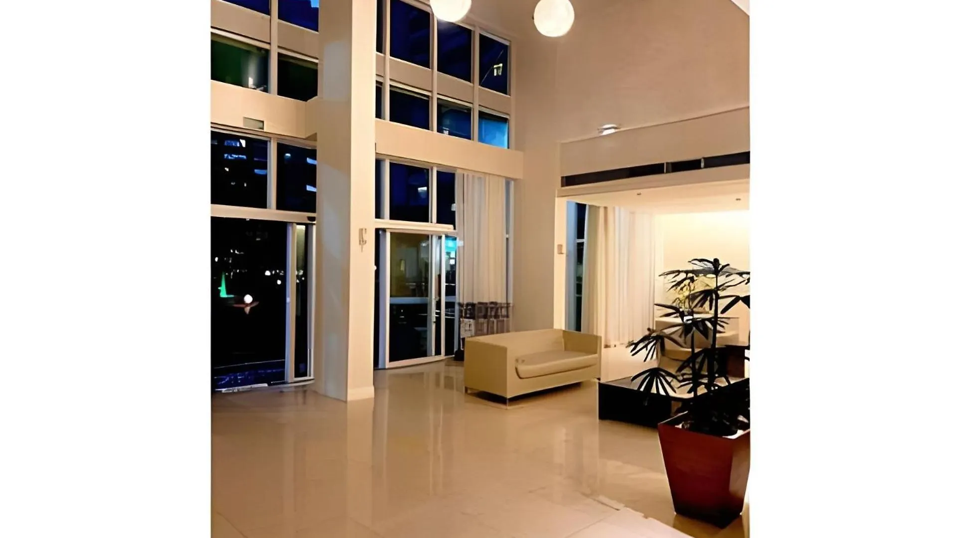 Saint Moritz, Centro De Brasilia Apartment 0*,  Brazil